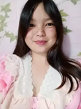 Snapshot of Linna-bae chatting on June 30, 2026, 1:56 pm Linna-bae online show from June 30, 2026, 1:56 pm