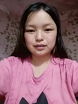 Snapshot of Linna-bae chatting on July 20, 2026, 12:18 pm Linna-bae online show from July 20, 2026, 12:18 pm