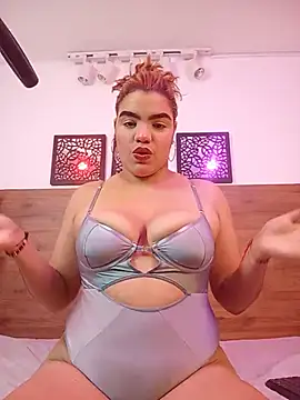 AMMY HONEY online show from July 29, 2026, 7:56 pm