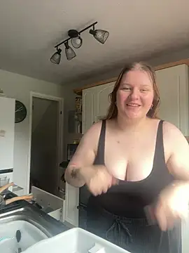 Curvy Vanilla online show from June 11, 2026, 1:09 pm