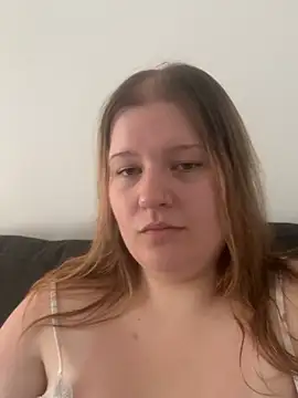 Curvy Vanilla online show from July 28, 2026, 2:13 pm