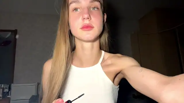 PullyLoves online show from June 6, 2026, 12:05 am