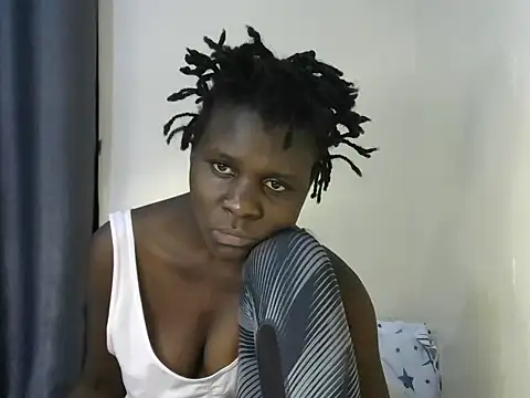 queen lola1 online show from July 21, 2026, 2:14 am