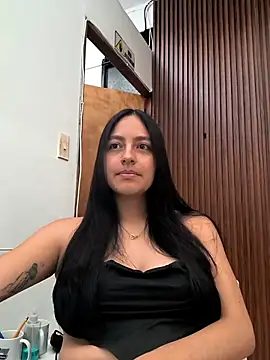 Snapshot of SophiCastro09_ chatting on June 6, 2026, 12:32 pm SophiCastro09 online show from June 6, 2026, 12:32 pm