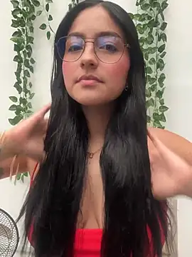 Snapshot of SophiCastro09_ chatting on July 7, 2026, 2:54 pm SophiCastro09 online show from July 7, 2026, 2:54 pm