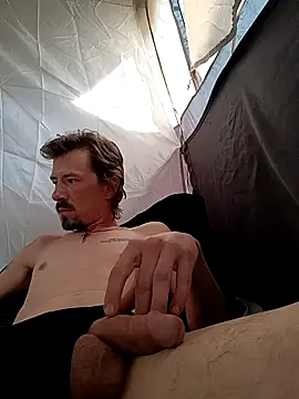 Snapshot of Mstrdstrctn7 chatting on March 17, 2025, 10:49 pm Mstrdstrctn7 online show from March 17, 2025, 10:49 pm