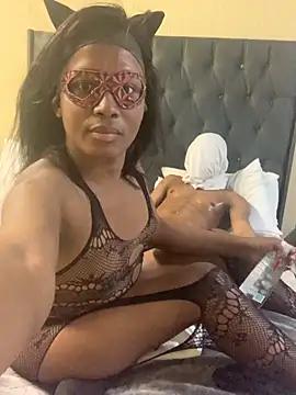 Snapshot of Shemale_Kitty chatting on June 8, 2026, 5:02 pm Shemale Kitty online show from June 8, 2026, 5:02 pm