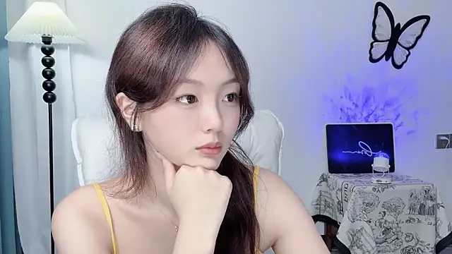 wenwen8888 online show from July 26, 2026, 3:19 pm