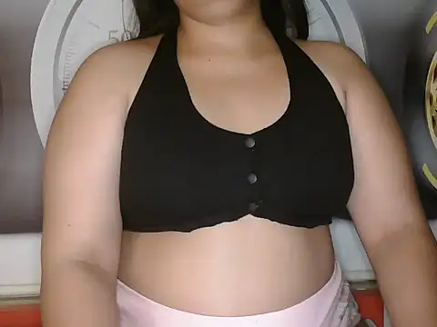 sexy shanaya  online show from June 13, 2026, 9:02 pm