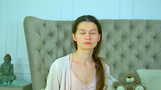 Snapshot of JuliettaTiffani chatting on June 18, 2026, 9:14 am JuliettaTiffani online show from June 18, 2026, 9:14 am
