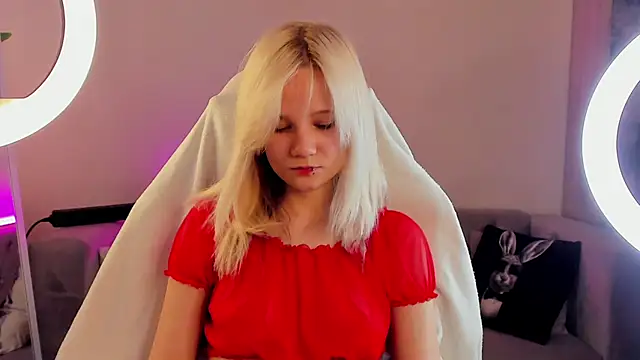Bunny Elsy online show from June 11, 2026, 11:08 am