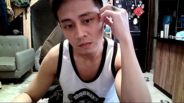 deansu0819 online show from June 8, 2026, 8:37 am