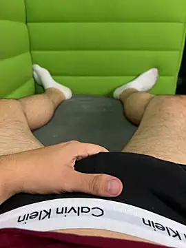 Hotlover1995x online show from July 5, 2026, 3:19 pm