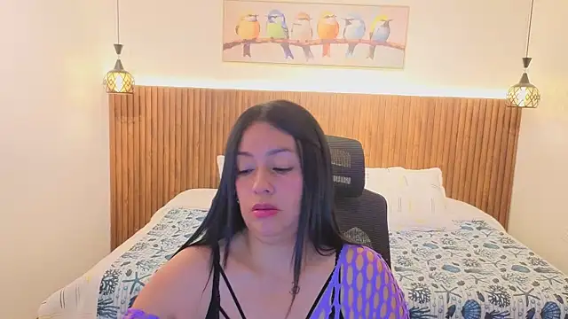 ariannajonesvg online show from June 26, 2026, 3:00 am
