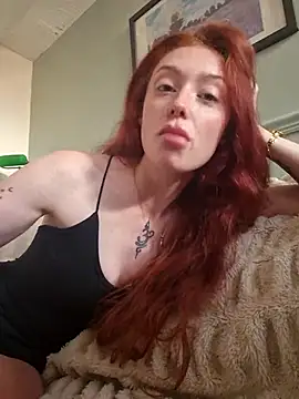 Snapshot of Ember_Starr chatting on July 22, 2026, 7:22 am Ember Starr online show from July 22, 2026, 7:22 am