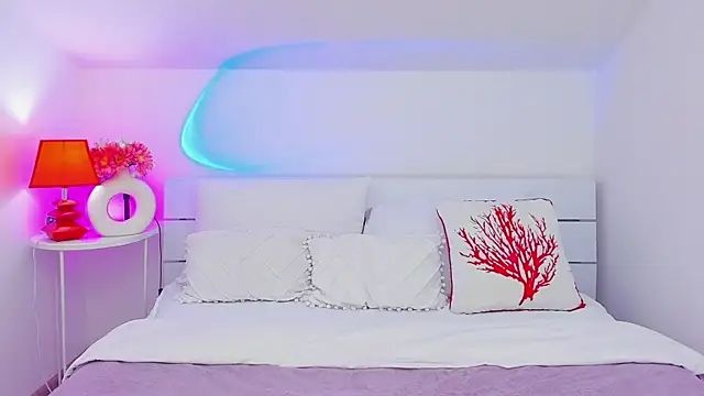 LilyDav online show from July 28, 2026, 5:47 am