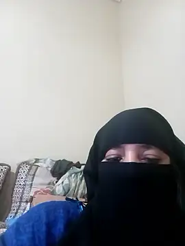 Snapshot of Ahlam_louva chatting on June 6, 2026, 3:06 pm Ahlam louva online show from June 6, 2026, 3:06 pm