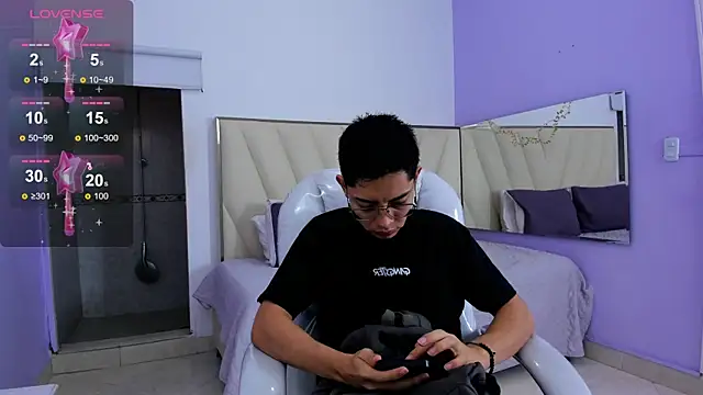 Ethan12  online show from July 28, 2026, 3:24 am