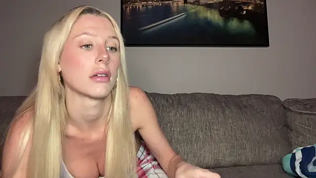 Snapshot of chelseapaigee chatting on June 19, 2026, 3:11 am chelseapaigee online show from June 19, 2026, 3:11 am