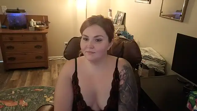 Snapshot of Peachyheat98 chatting on June 7, 2026, 3:54 am Peachyheat98 online show from June 7, 2026, 3:54 am