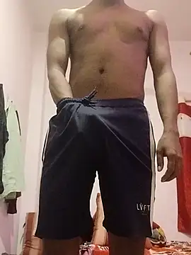 Daddsuroj69 online show from July 14, 2026, 2:38 am