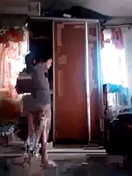 Snapshot of oksana72 chatting on February 14, 2026, 12:46 pm oksana72 online show from February 14, 2026, 12:46 pm