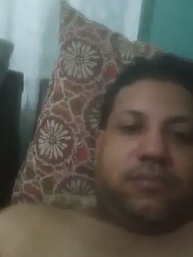 Snapshot of BustlingShirt chatting on June 15, 2026, 1:30 am BustlingShirt online show from June 15, 2026, 1:30 am