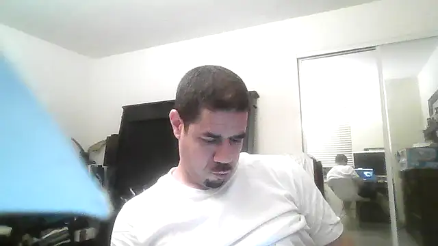 Snapshot of toosexy4myshirt chatting on June 9, 2026, 3:51 am toosexy4myshirt online show from June 9, 2026, 3:51 am