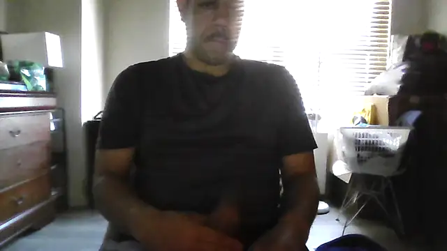Snapshot of toosexy4myshirt chatting on July 14, 2026, 10:21 am toosexy4myshirt online show from July 14, 2026, 10:21 am