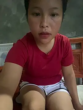 Snapshot of Yin-ri chatting on July 11, 2026, 8:17 am Yin-ri online show from July 11, 2026, 8:17 am