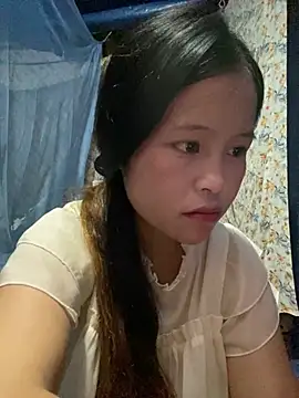 Snapshot of Yin-ri chatting on August 3, 2026, 9:04 am Yin-ri online show from August 3, 2026, 9:04 am
