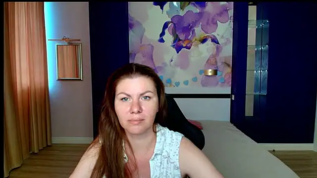 Snapshot of LunaKissesx chatting on July 3, 2026, 11:38 am LunaKissesx online show from July 3, 2026, 11:38 am