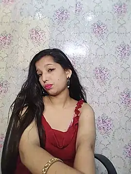 Queen Rosyy online show from July 2, 2026, 3:23 am