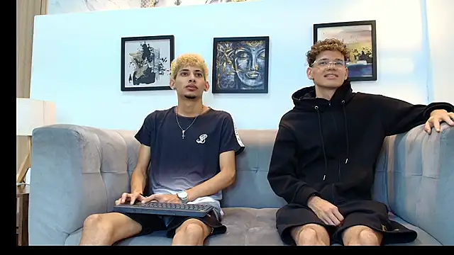 Hot skinny guys online show from June 10, 2026, 7:35 pm