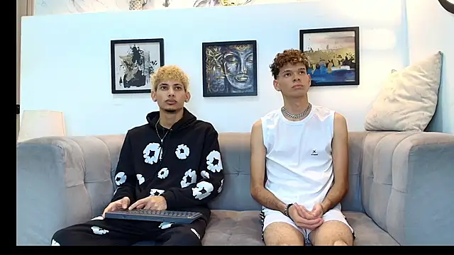 Hot skinny guys online show from June 11, 2026, 7:23 pm