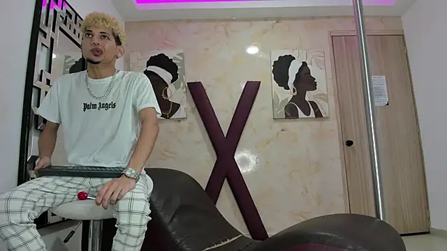 Hot skinny guys online show from July 7, 2026, 7:40 pm