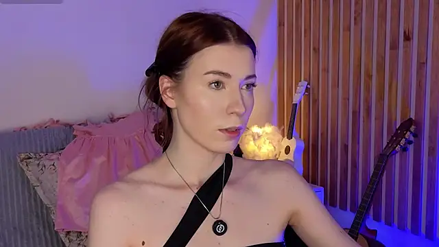AlisaRussel online show from June 22, 2026, 4:59 pm