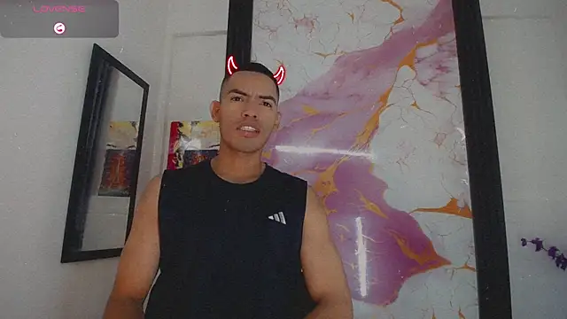 zoe amatista online show from June 23, 2026, 3:37 am