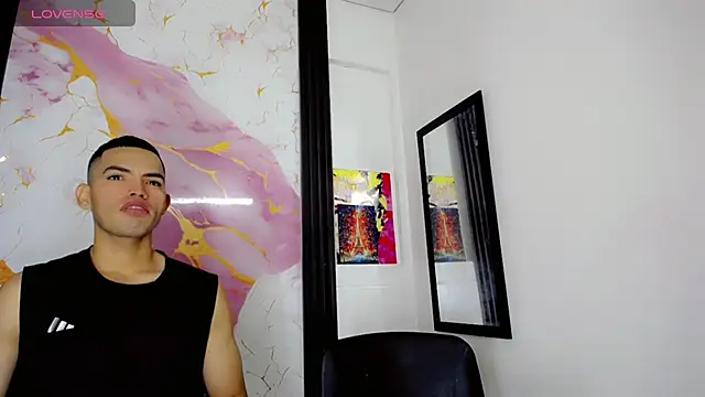 zoe amatista online show from July 10, 2026, 3:33 am