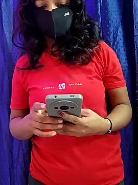 Snapshot of sapna_aura chatting on July 21, 2026, 5:48 pm sapna aura online show from July 21, 2026, 5:48 pm