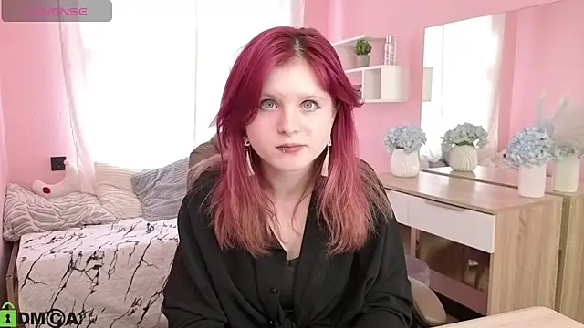 Snapshot of Fox__Cute chatting on June 20, 2026, 2:14 am Fox Cute online show from June 20, 2026, 2:14 am