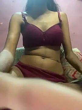 Cute rubii  online show from June 27, 2026, 4:34 pm