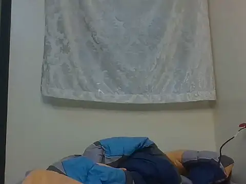 Snapshot of Sweet-cherrry chatting on July 12, 2026, 9:33 am Sweet-cherrry online show from July 12, 2026, 9:33 am