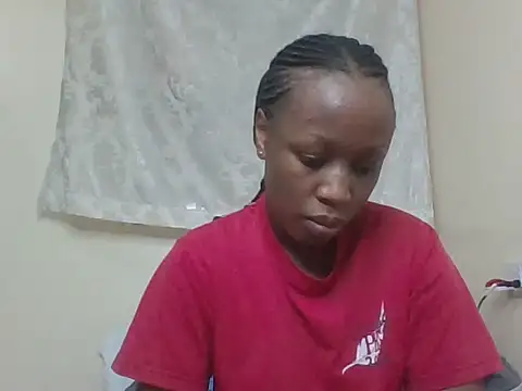 Snapshot of Sweet-cherrry chatting on August 3, 2026, 9:04 am Sweet-cherrry online show from August 3, 2026, 9:04 am