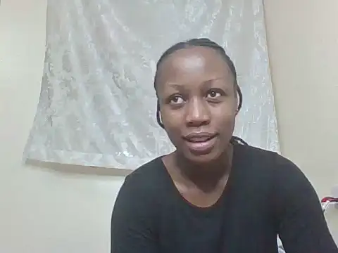 Snapshot of Sweet-cherrry chatting on August 5, 2026, 9:12 am Sweet-cherrry online show from August 5, 2026, 9:12 am