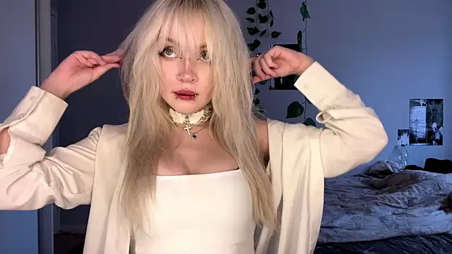 Snapshot of Velvets_Vixens01 chatting on June 12, 2026, 4:28 pm Velvets Vixens01 online show from June 12, 2026, 4:28 pm