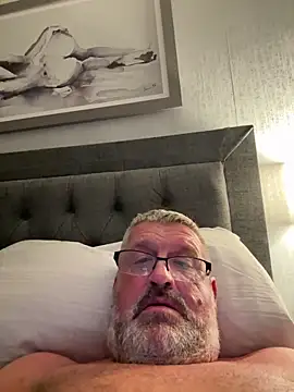 Stueeeey31 online show from June 21, 2026, 12:24 am