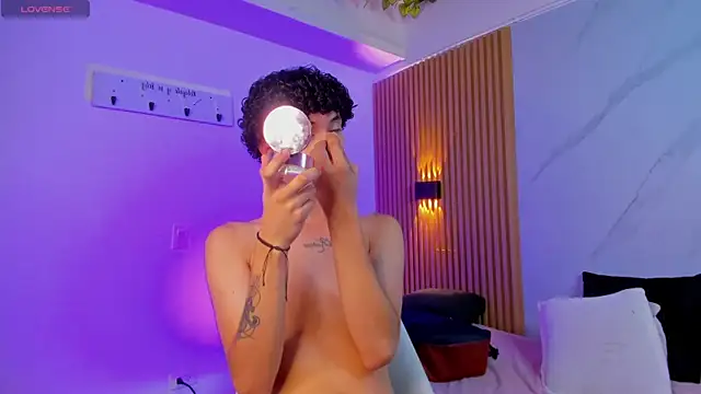 im ethan  online show from July 9, 2026, 11:25 am