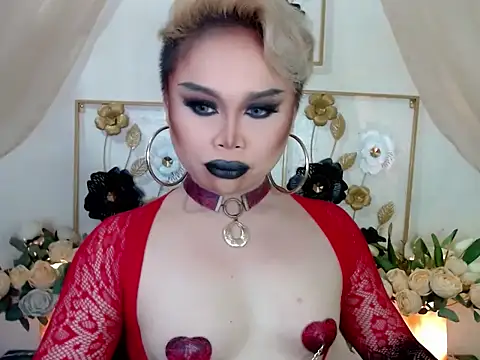 Snapshot of MISS_BONGGA_NOTS chatting on July 30, 2026, 7:57 pm MISS BONGGA NOTS online show from July 30, 2026, 7:57 pm