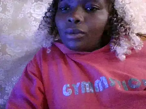 Snapshot of lucyswee chatting on July 28, 2026, 5:36 am lucyswee online show from July 28, 2026, 5:36 am